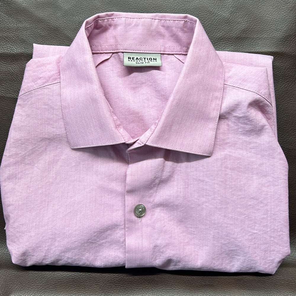 Kenneth Cole Reaction Dress Shirt - Picture 2 of 3